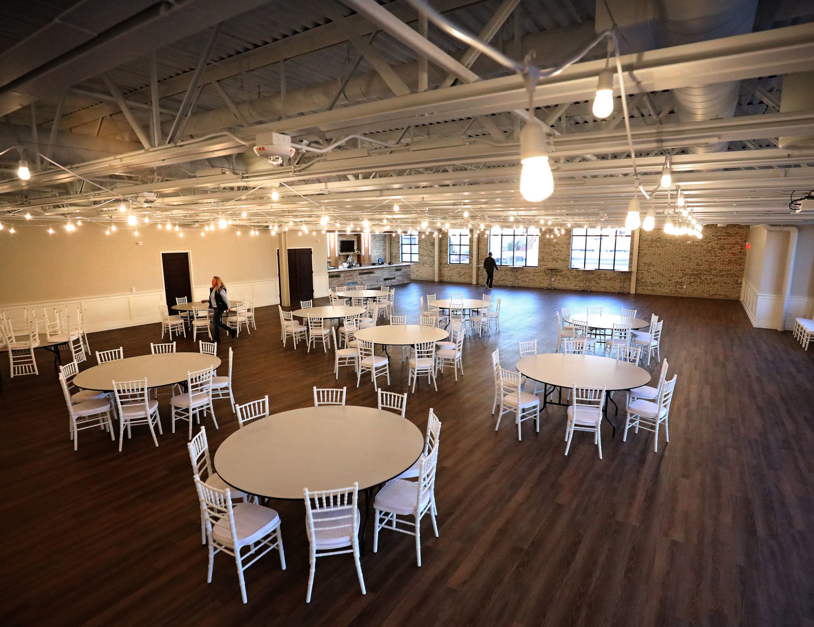 122318-wsj-biz-full-mile-loft-2